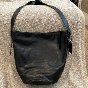 ** SOLD ** Coach lined bucket bag black-shoulder or crossbody